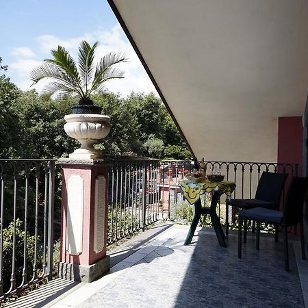 Villa Esclusiva Con Piscina Privata E Vista Etna ザッフェラーナ・エトネーア エクステリア 写真