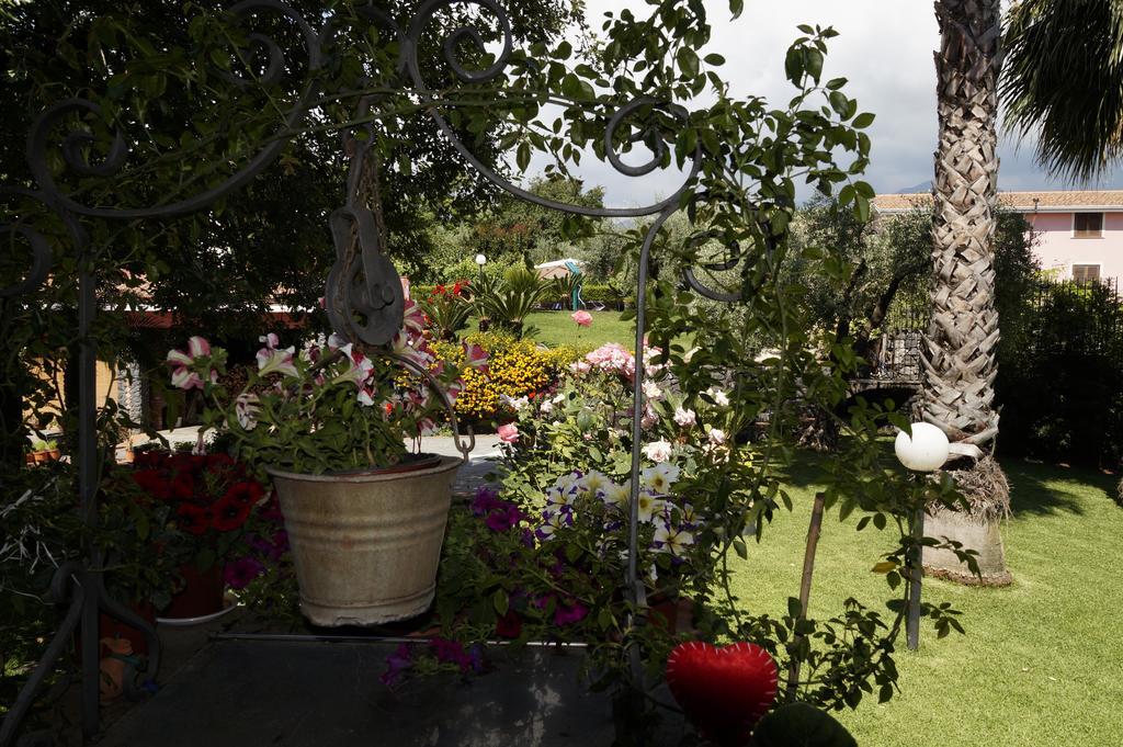 Villa Esclusiva Con Piscina Privata E Vista Etna ザッフェラーナ・エトネーア エクステリア 写真
