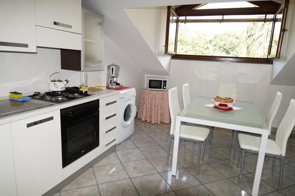 Villa Esclusiva Con Piscina Privata E Vista Etna ザッフェラーナ・エトネーア エクステリア 写真
