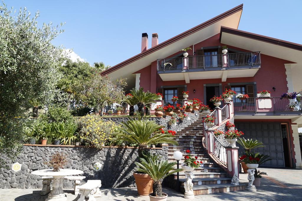 Villa Esclusiva Con Piscina Privata E Vista Etna ザッフェラーナ・エトネーア エクステリア 写真