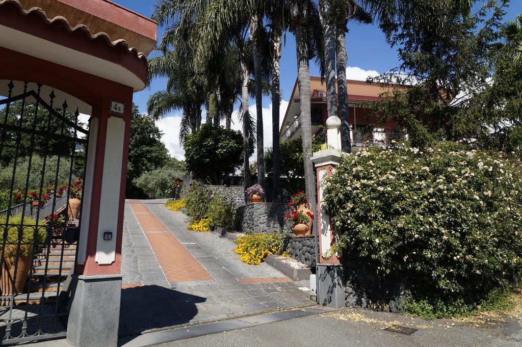 Villa Esclusiva Con Piscina Privata E Vista Etna ザッフェラーナ・エトネーア エクステリア 写真