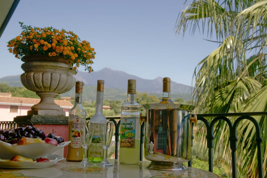 Villa Esclusiva Con Piscina Privata E Vista Etna ザッフェラーナ・エトネーア エクステリア 写真